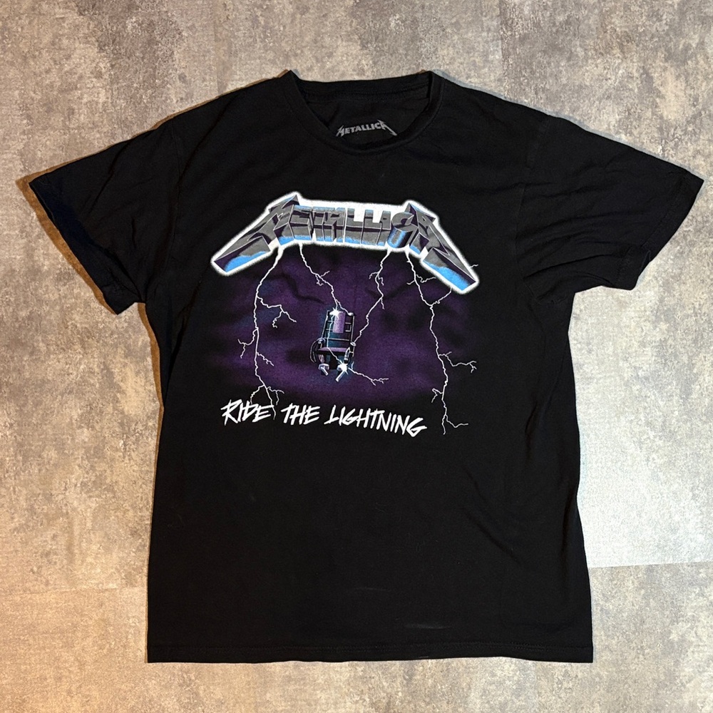 2019 Metallica Ride the Lightning T-Shirt Women Medium